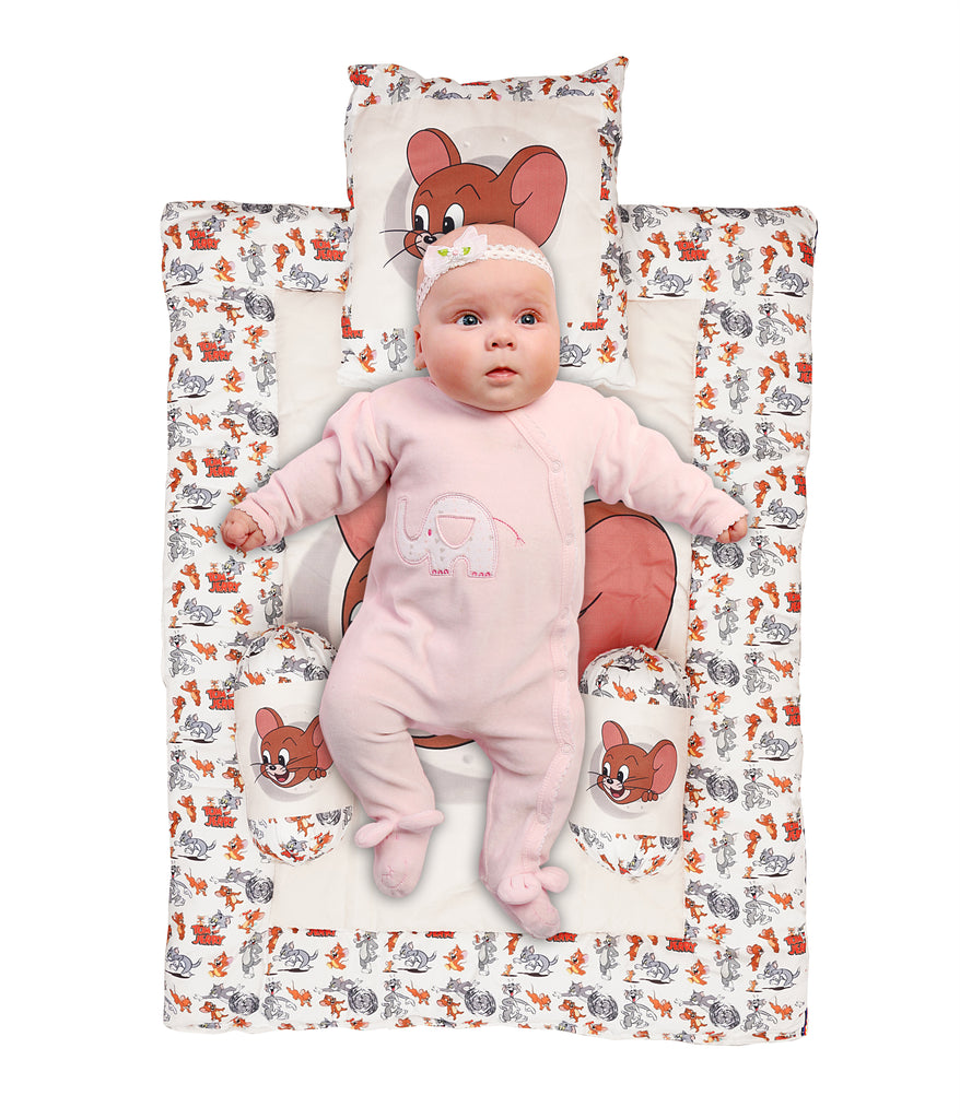 Red Jerry Baby Bedding Set with Cute Design, Cotton Sleeping Bag with Mattress and Pillow Portable Bassinet for Baby Carrying &Sleeping, 0-24 Months